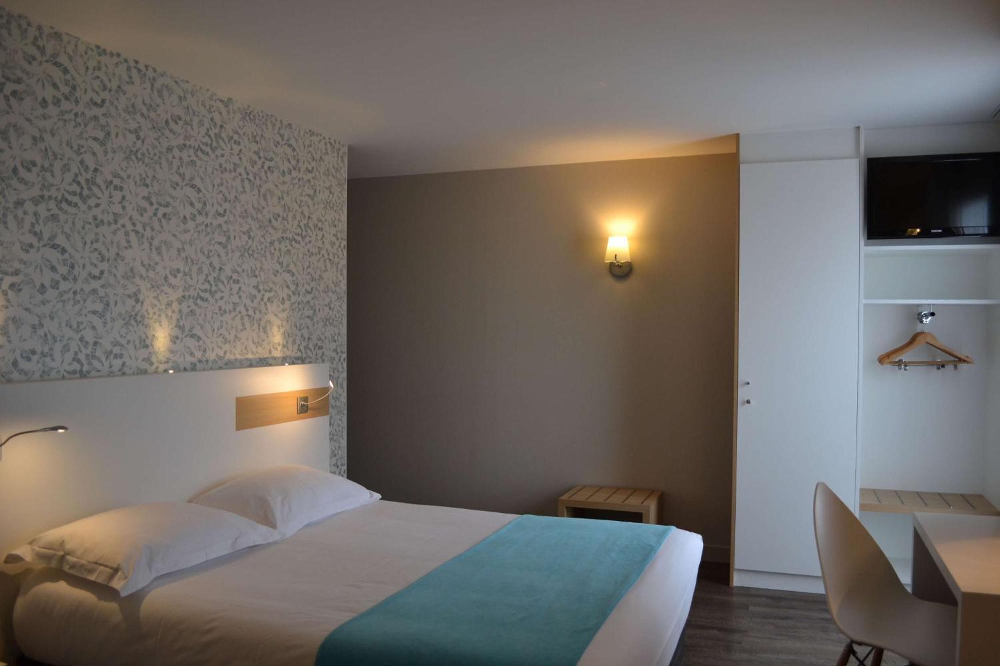 Brit Hotel Les Alizes Порнік Екстер'єр фото