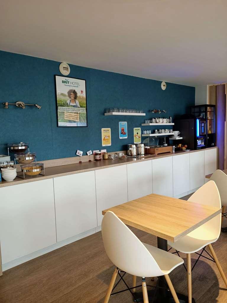 Brit Hotel Les Alizes Порнік Ресторан фото