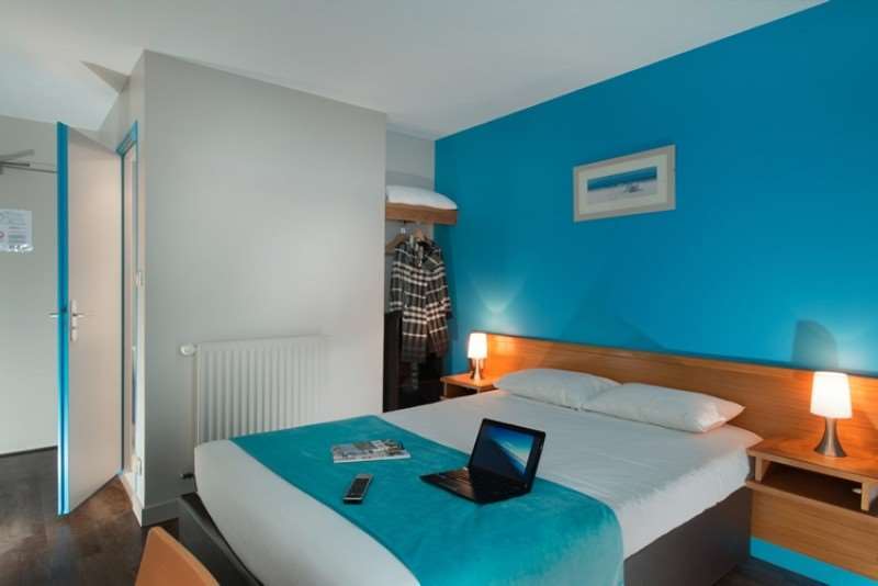 Brit Hotel Les Alizes Порнік Номер фото